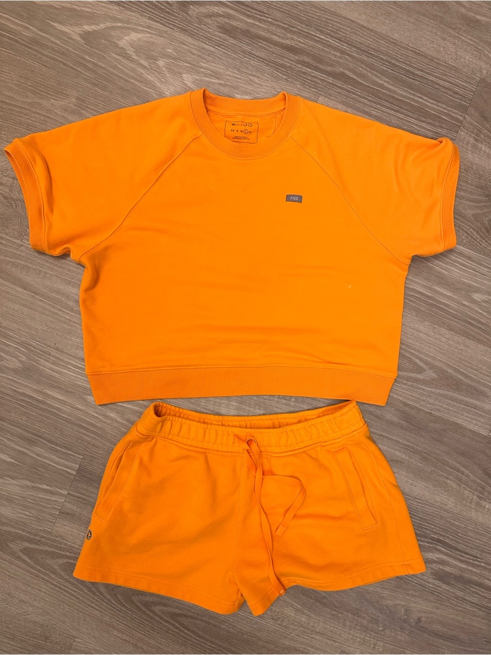 Figs Women's Orange Creamsicle Short Set - Crewneck Top & Drawstring Shorts L